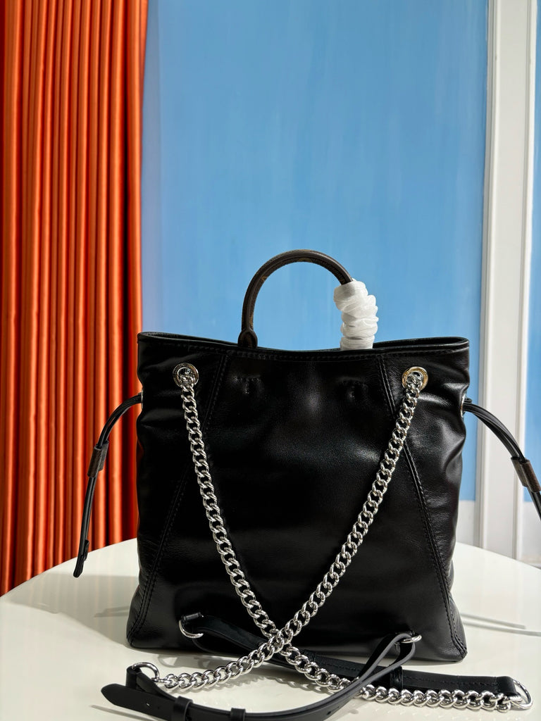 루이비통 / 오프 듀티 백팩 바이브