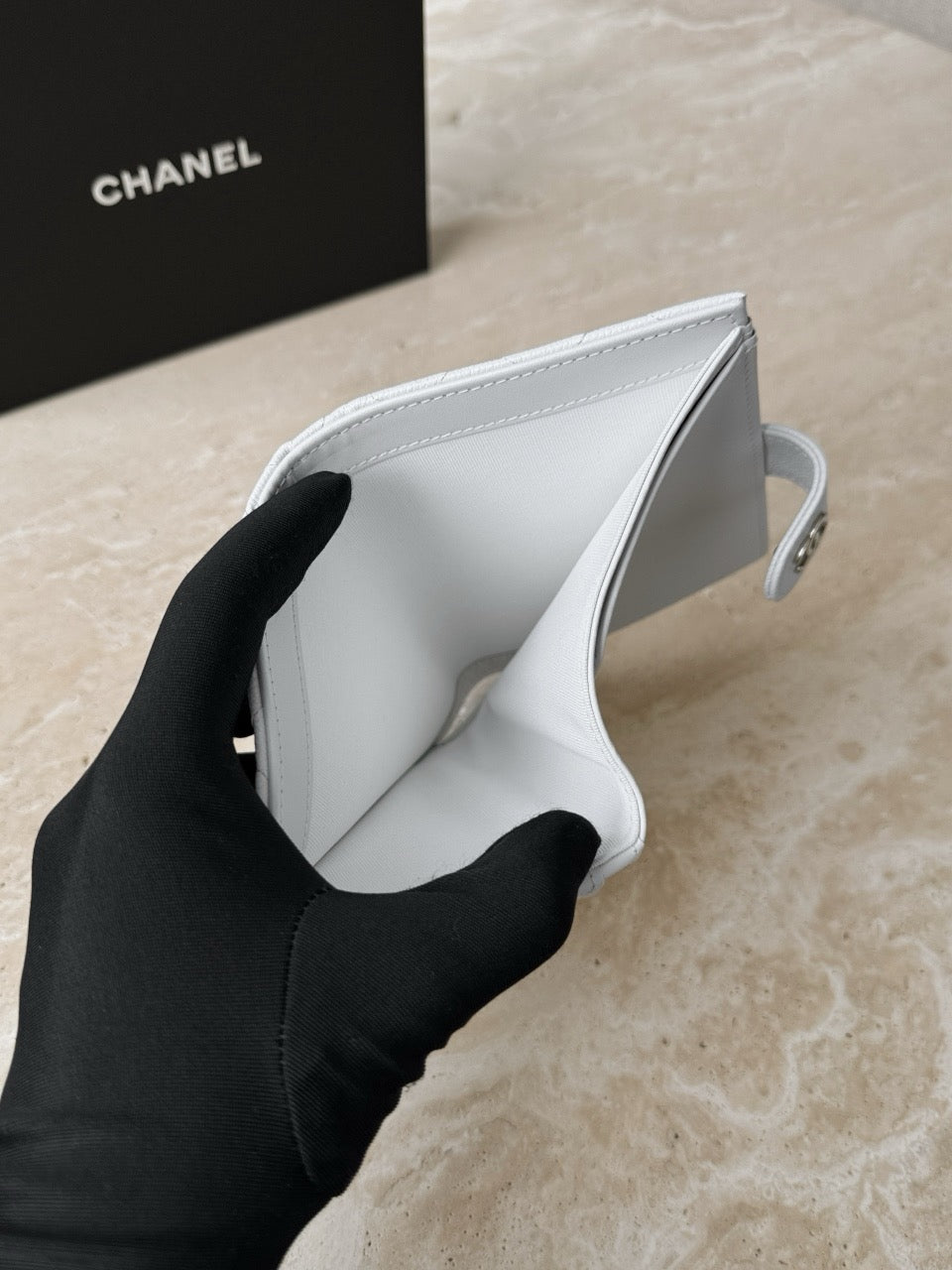 샤넬 / 25s 여권 케이스