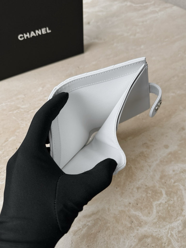 샤넬 / 25s 여권 케이스