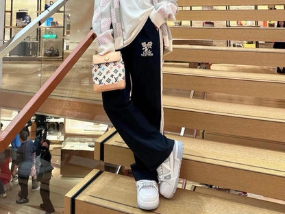 루이비통 / 타일러 크리에이터 플라워 자수 로고 팬츠