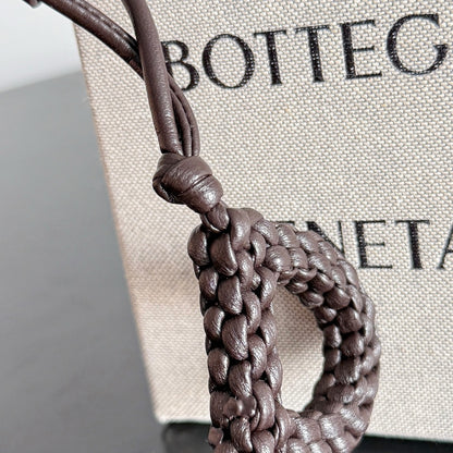 보테가 베네타 / 레터 P 참