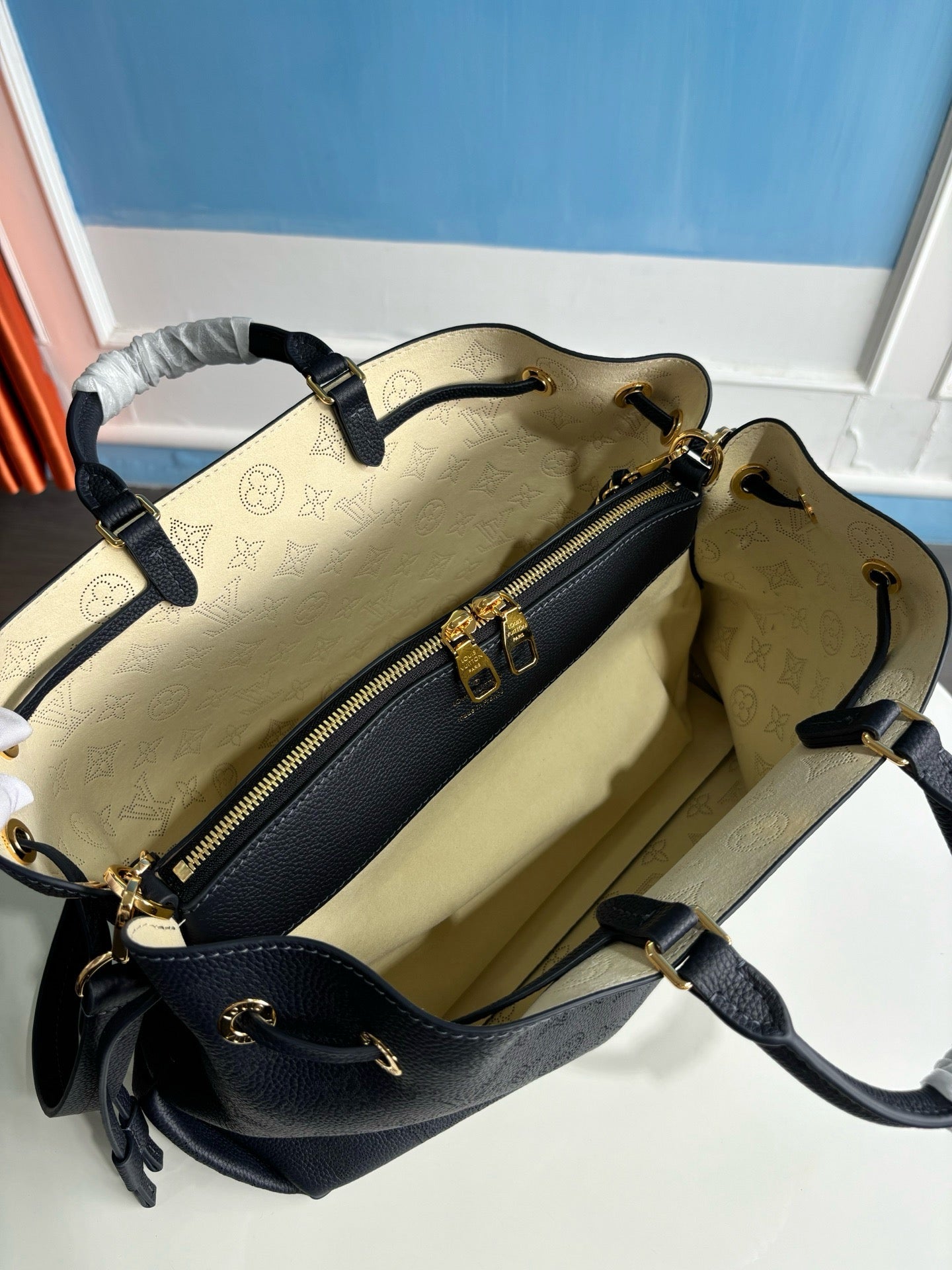 루이비통 / 벨라 토트