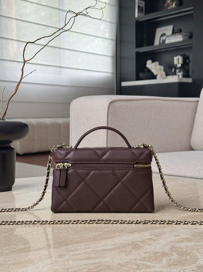 샤넬 / 25k lp 체인 코스메틱 케이스