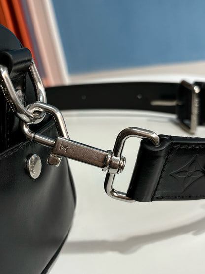 루이비통 / 키폴 카고 반둘리에 25