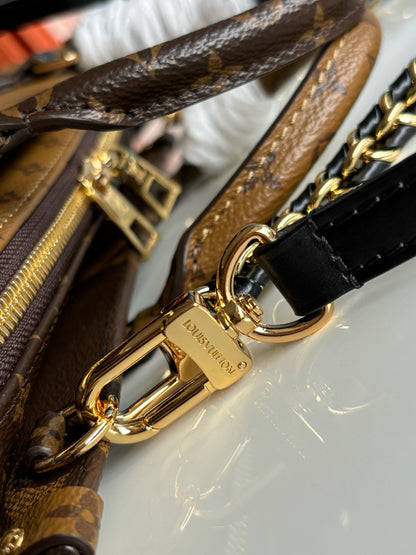 루이비통 / 온더고 이스트 웨스트 체인