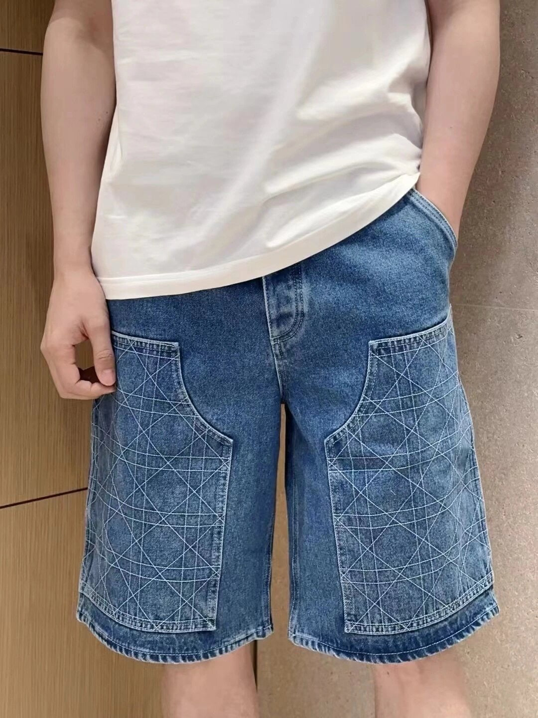 디올 / 퀼팅 자수 데님 쇼트 팬츠