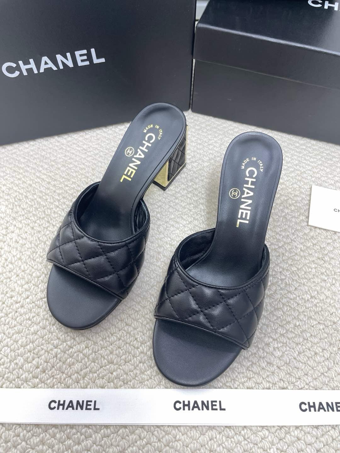샤넬 / 퀄티드 레디 하이힐 샌들 뮬