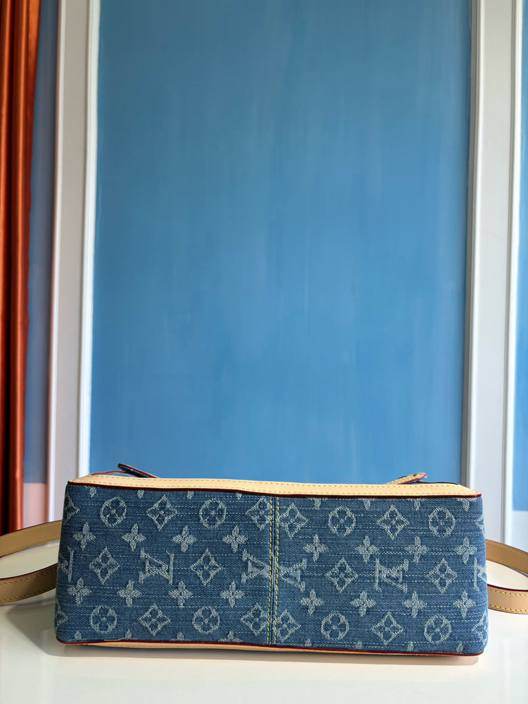 루이비통 / 도핀 소프트 GM