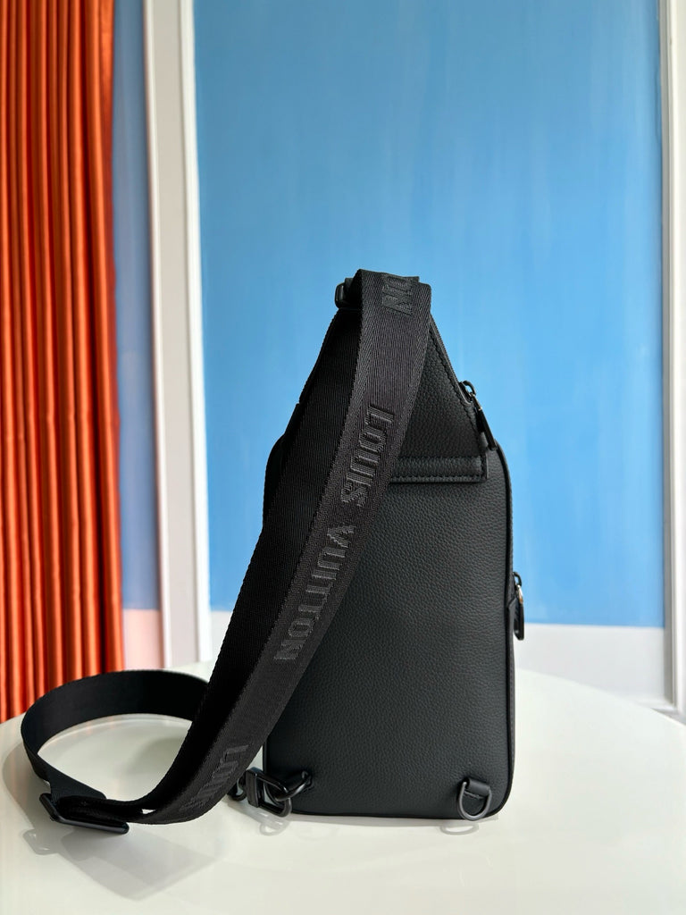 루이비통 / 에비뉴 슬링백 PM