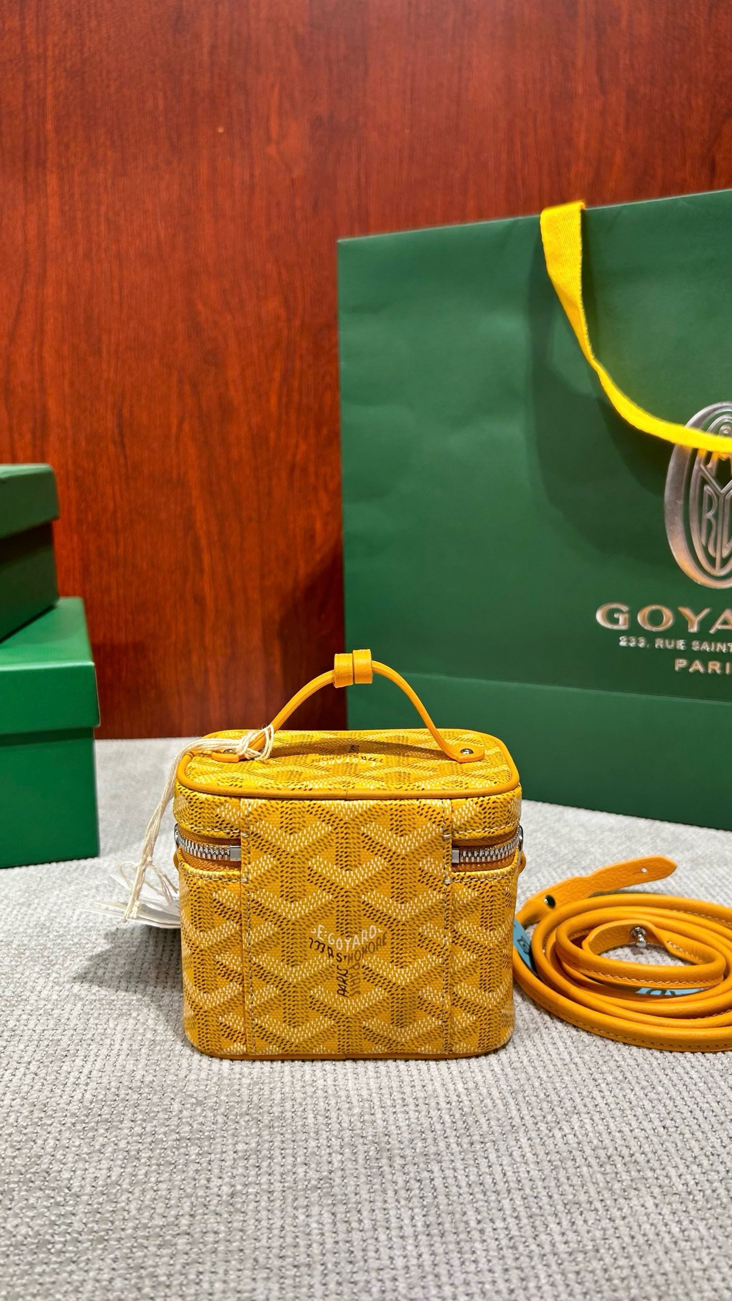 고야드 / 뮤즈 바니티 나노