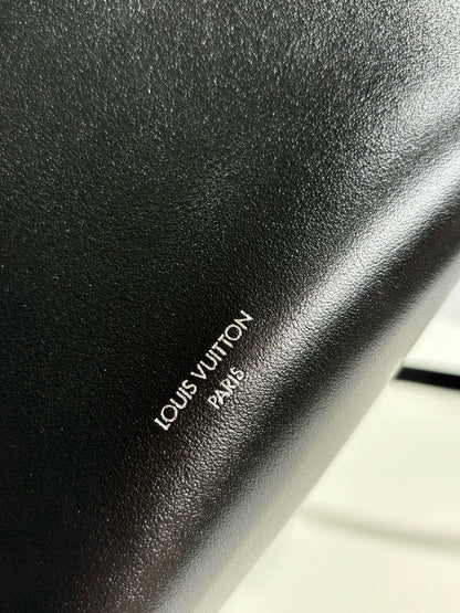 루이비통 / 사이드 트렁크 바이브 MM