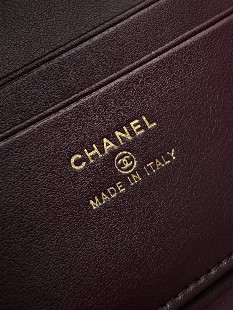 샤넬 / 25k lp 체인 코스메틱 케이스