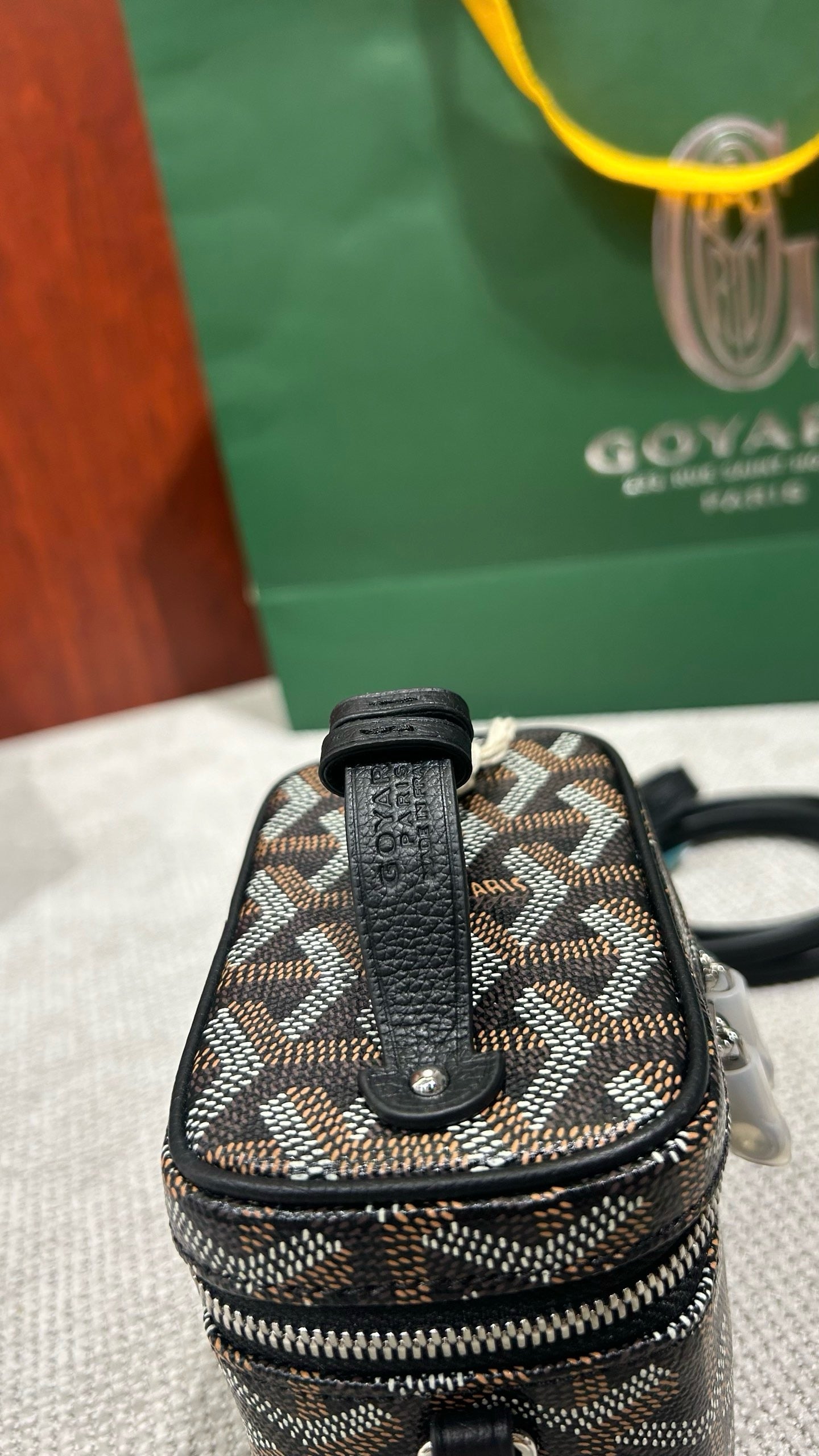 고야드 / 뮤즈 바니티 나노