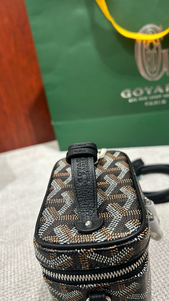 고야드 / 뮤즈 바니티 나노