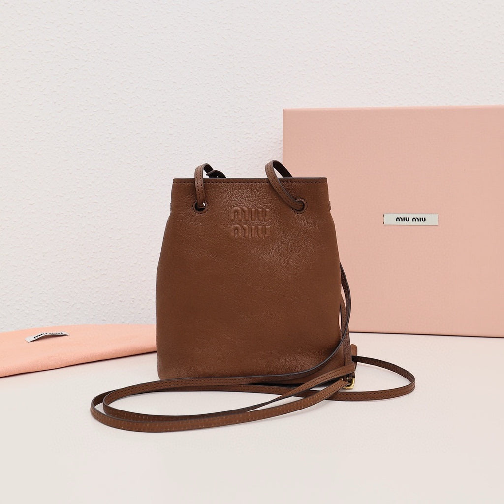미우미우 / 나파 가죽 미니 백