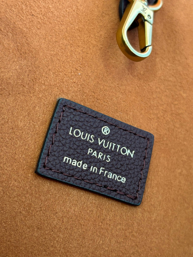 루이비통 / 로우 키 호보 MM