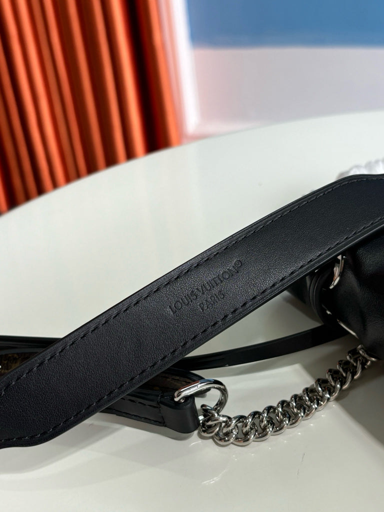 루이비통 / 오프 듀티 바이브 MM