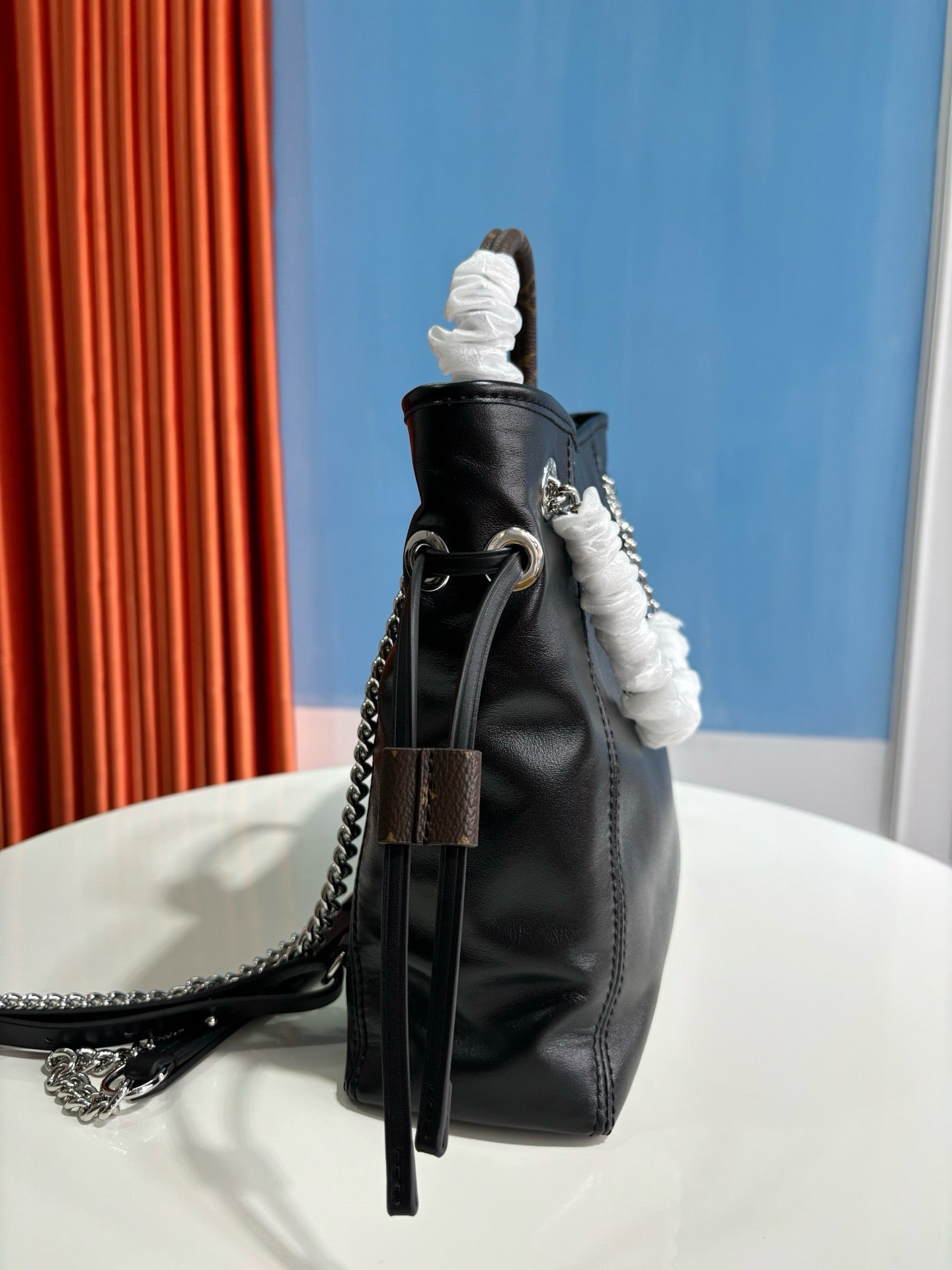 루이비통 / 오프 듀티 백팩 바이브