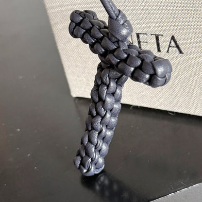 보테가 베네타 / 레터 T 참