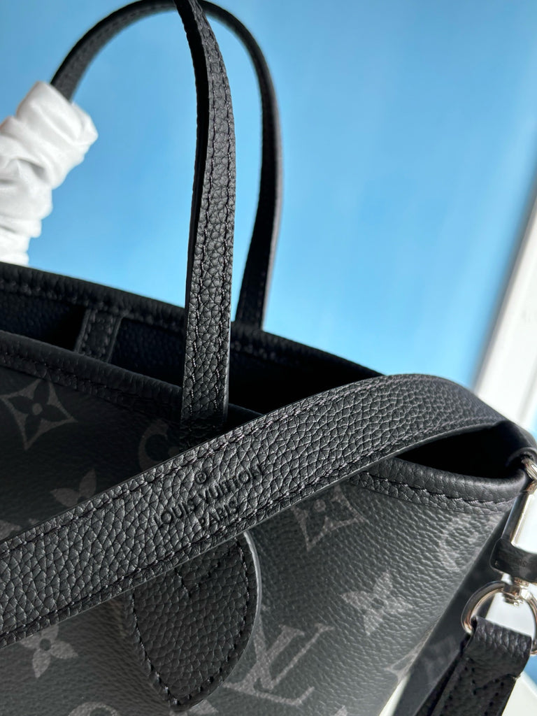 루이비통 / 네버풀 반둘리에 인사이드 아웃 BB