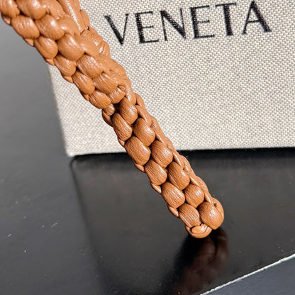 보테가 베네타 / 레터 Y 참