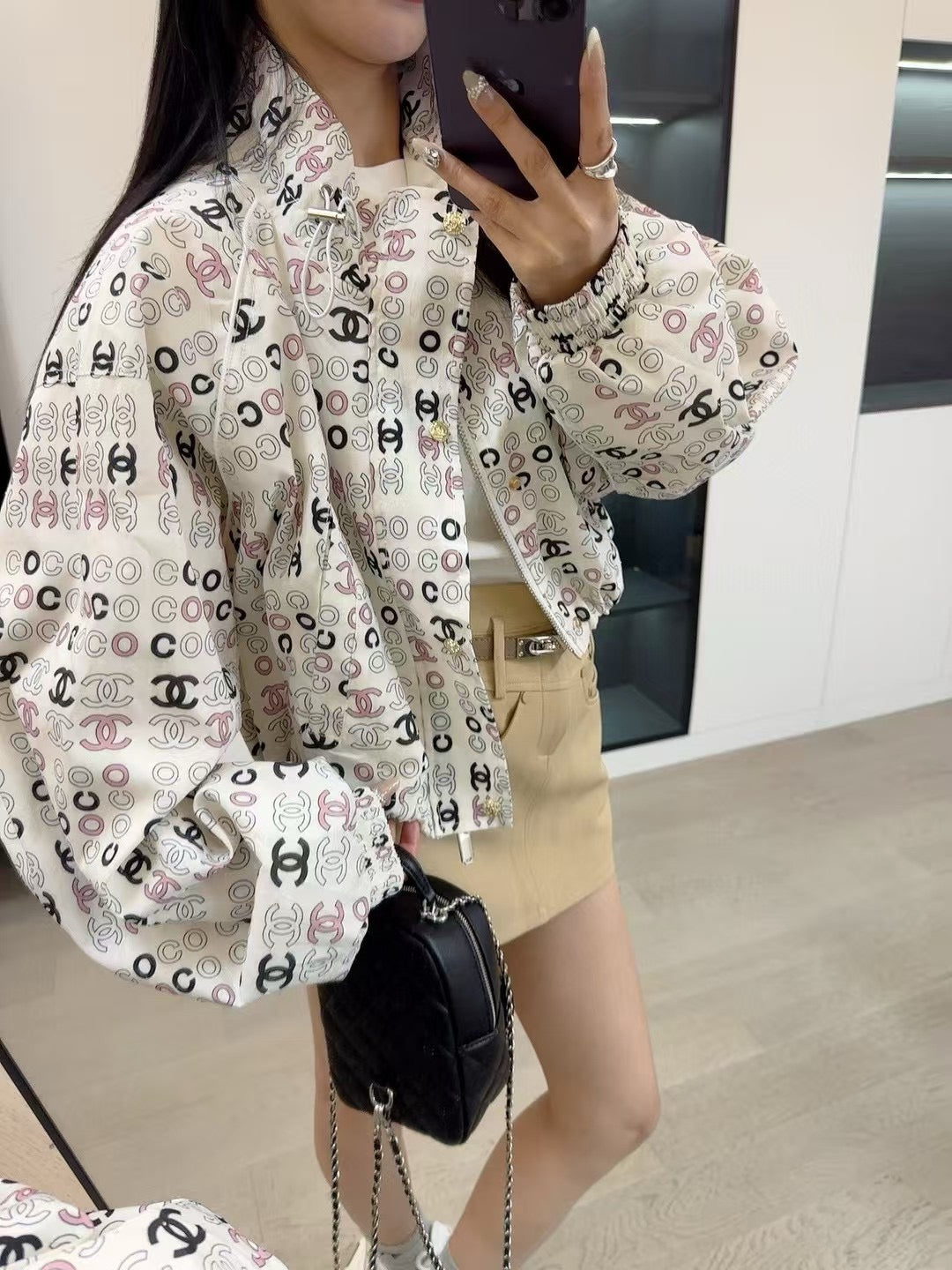 샤넬 / 코코 더블로고 레터링 프린트 점퍼