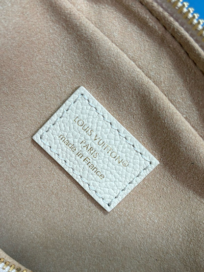 루이비통 / 타이니 카메라 백