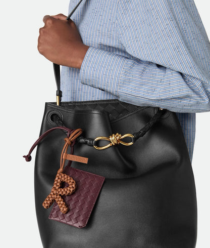 보테가 베네타 / 레터 R 참