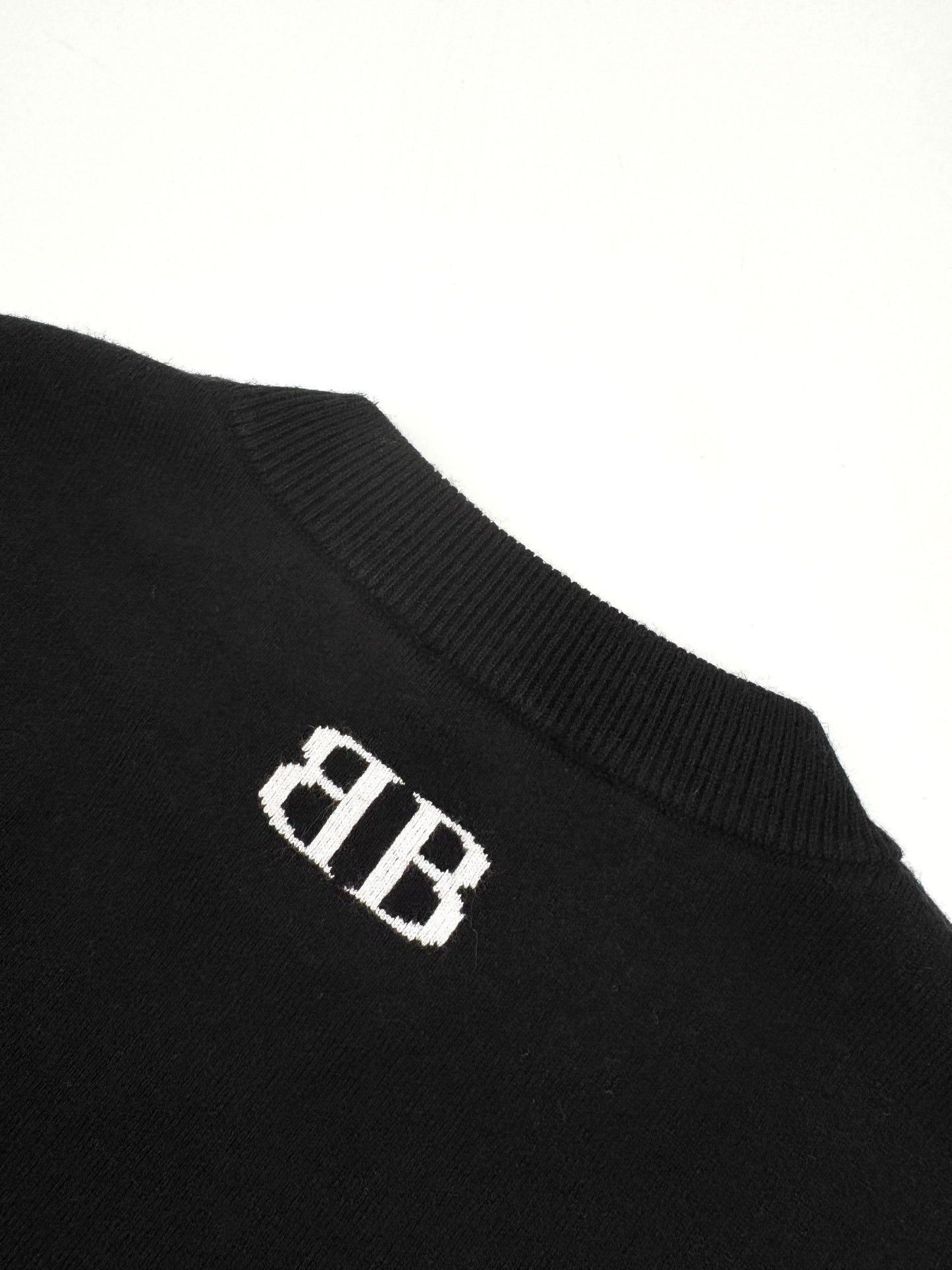 발렌시아가 / BB 로고 니트 기모 스웨트 셔츠