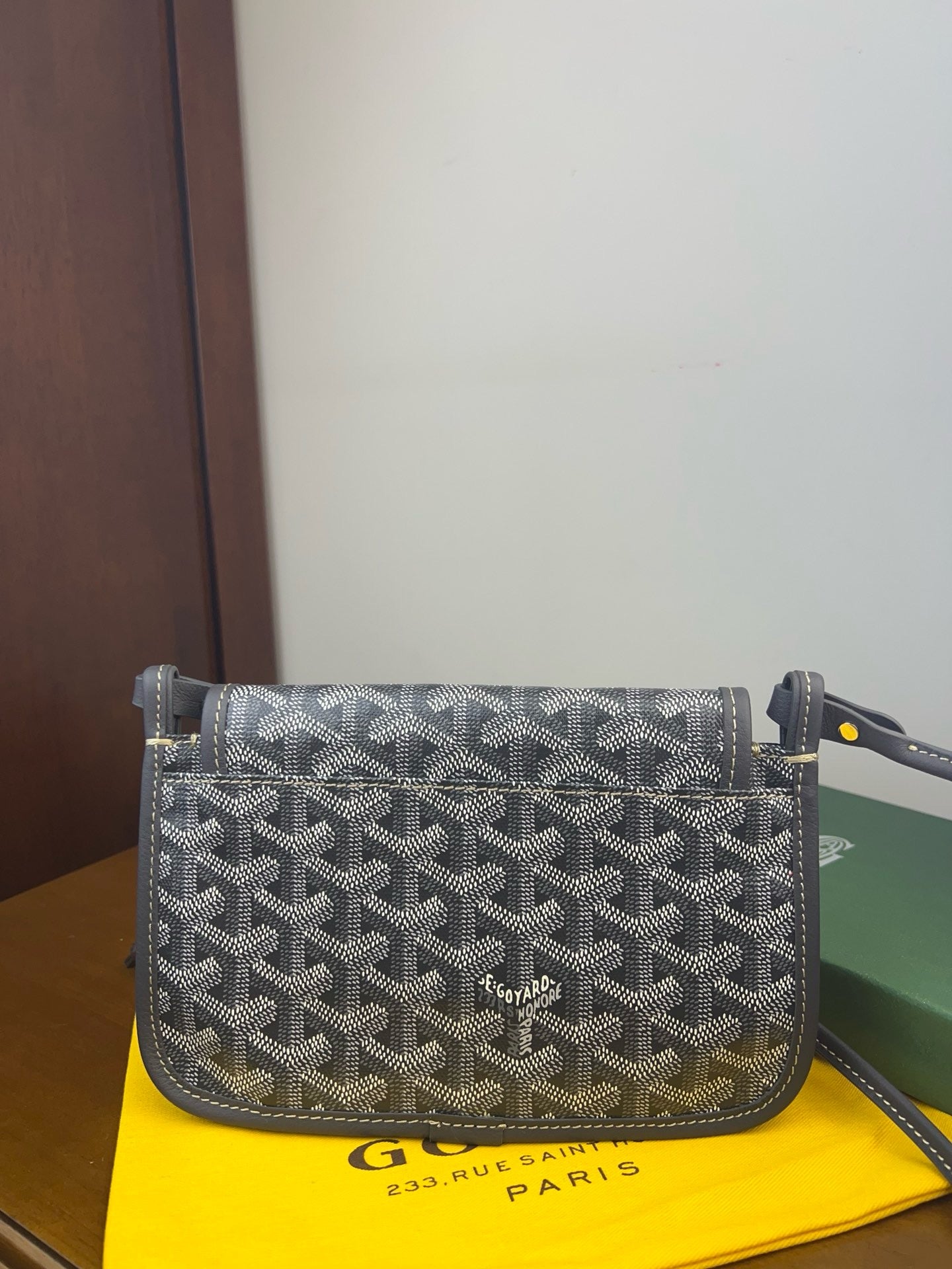 고야드 / 플뤼메 클러치 지갑