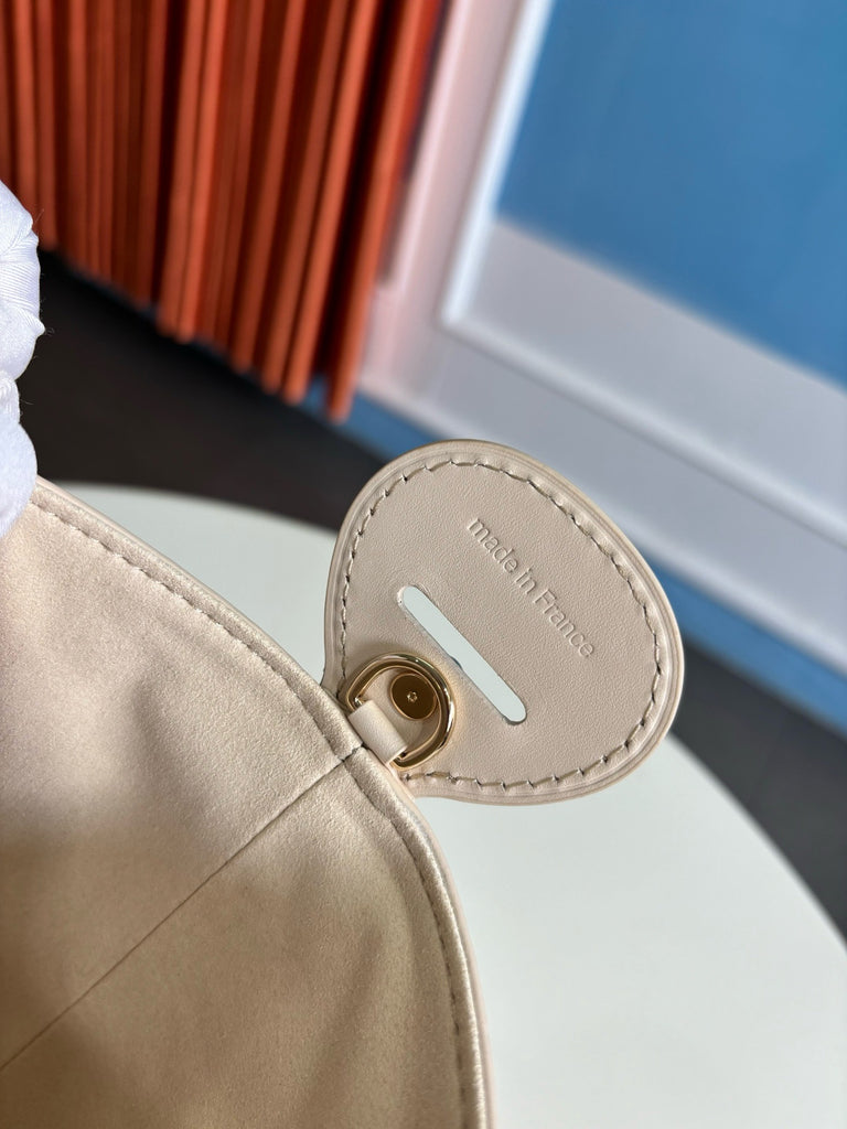 루이비통 / 올 인 BB