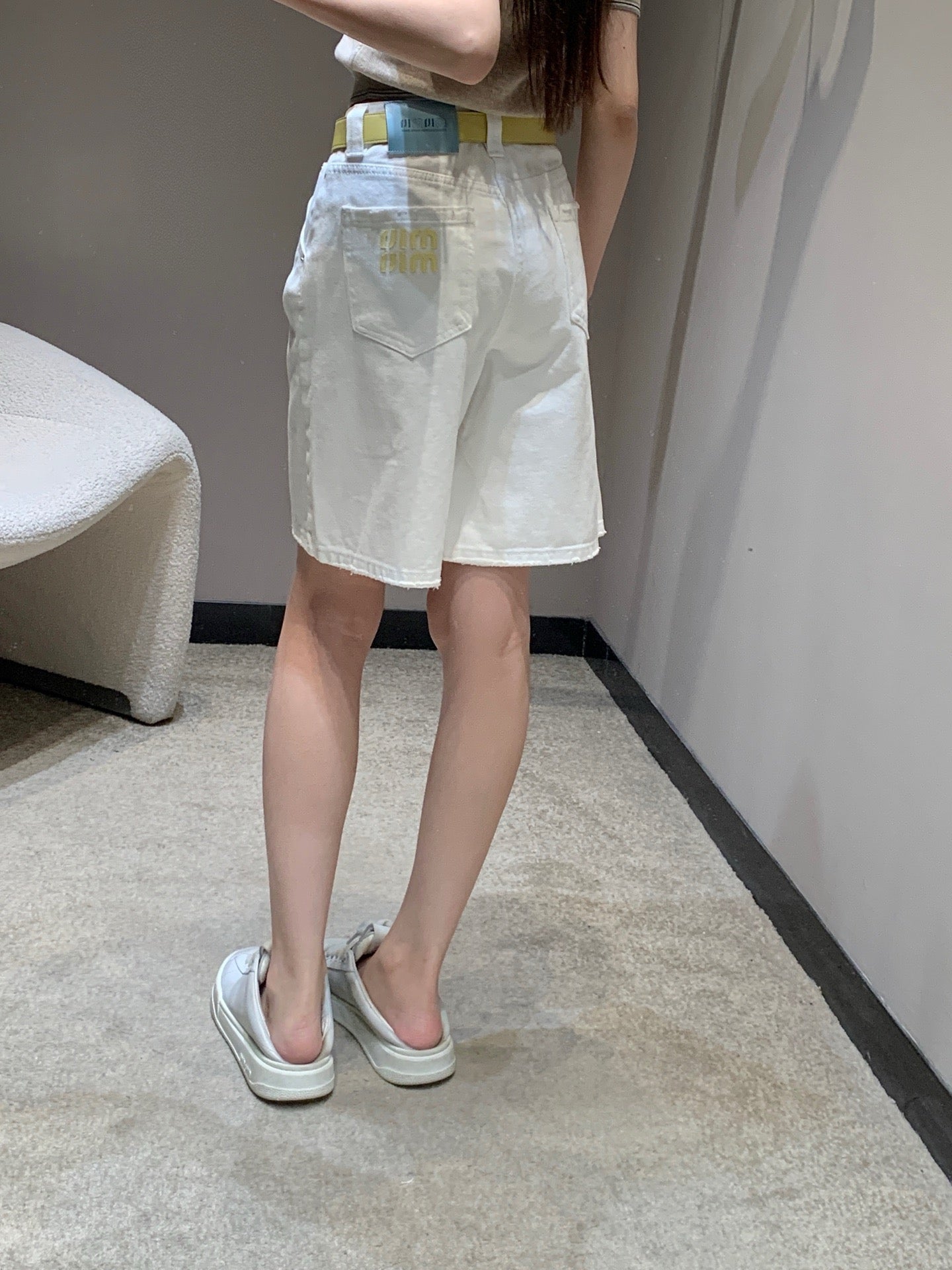 미우미우 / 프린트 로고 하프 데님 쇼츠