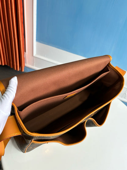 루이비통 / 사첼 메신저