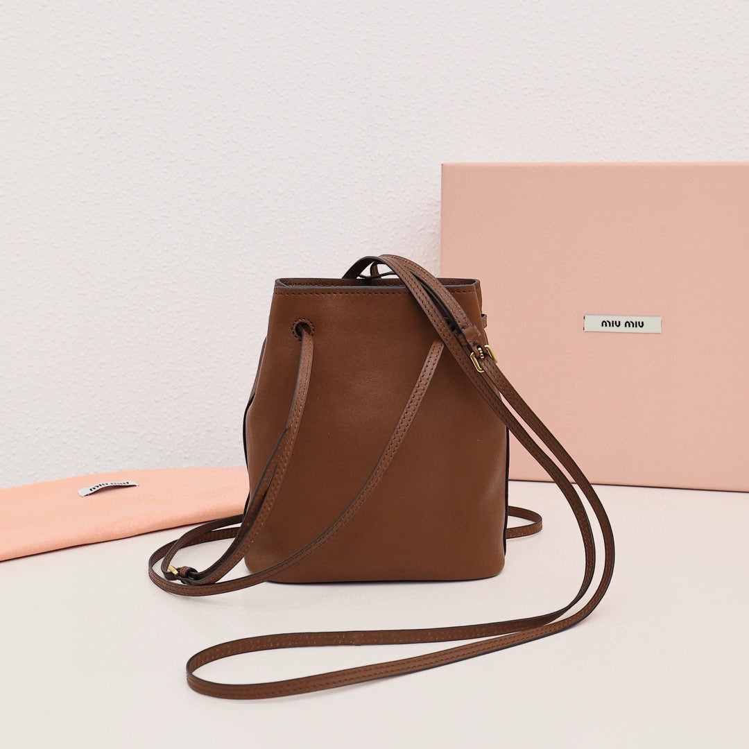 미우미우 / 나파 가죽 미니 백