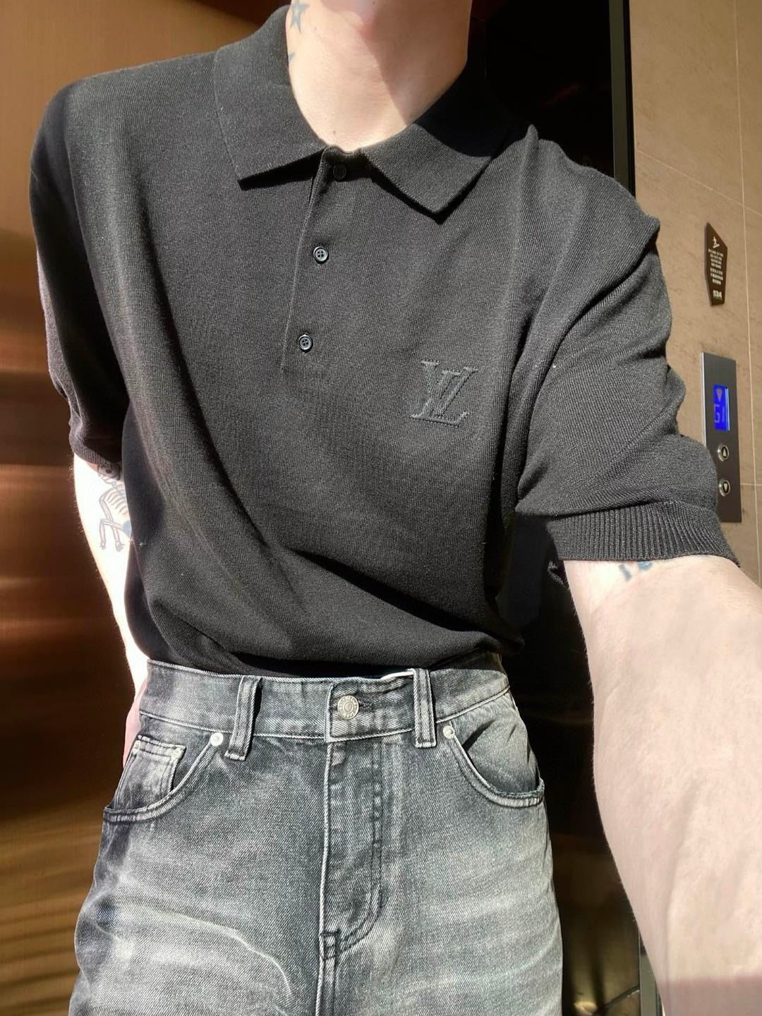 루이비통 / 로고 자수 니트 폴로 셔츠