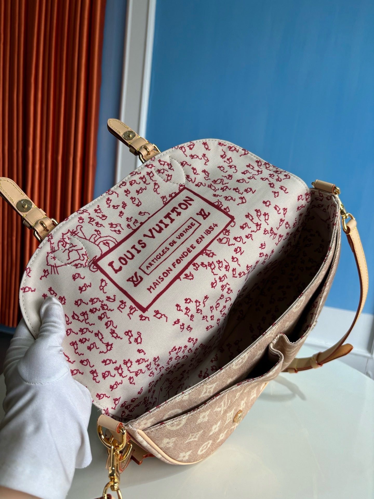 루이비통 / 이스케이프