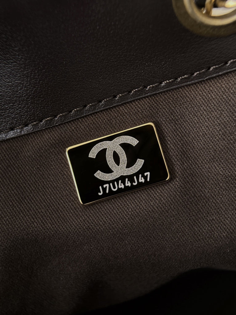 샤넬 / 25k 호보 스웨이드 25 스몰 백