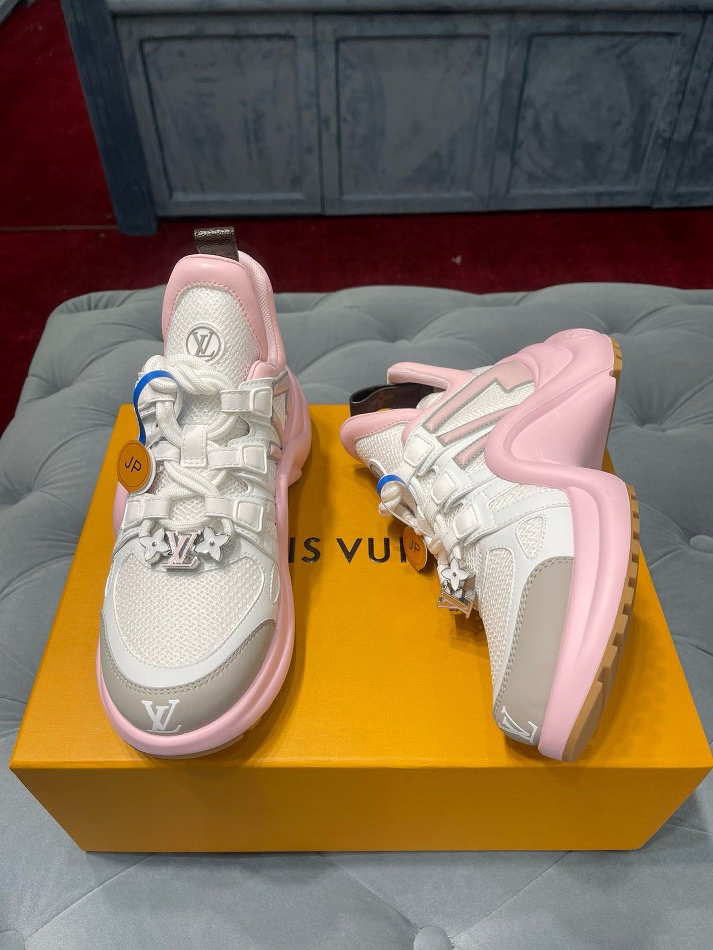 루이비통 / LV 아치라이트 스니커즈