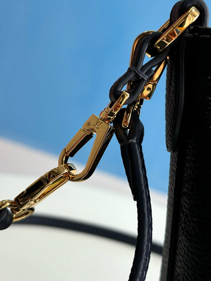 루이비통 / 블라썸 PM