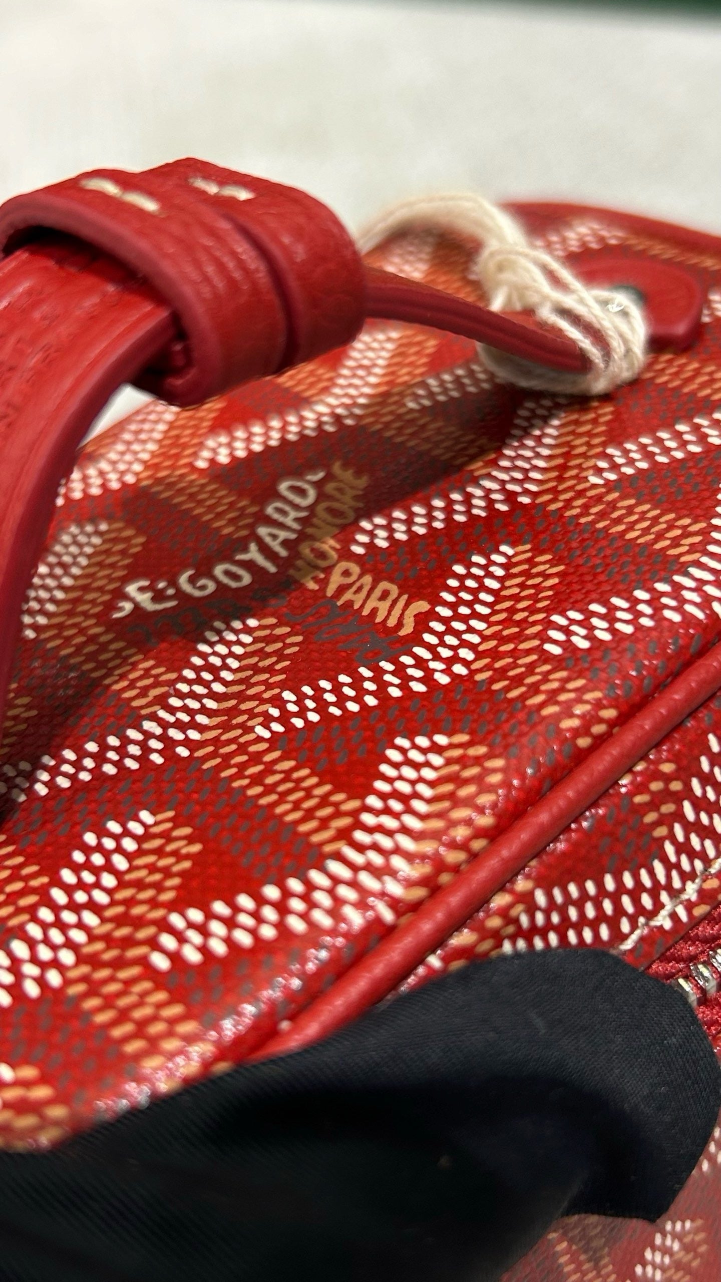 고야드 / 뮤즈 바니티 나노