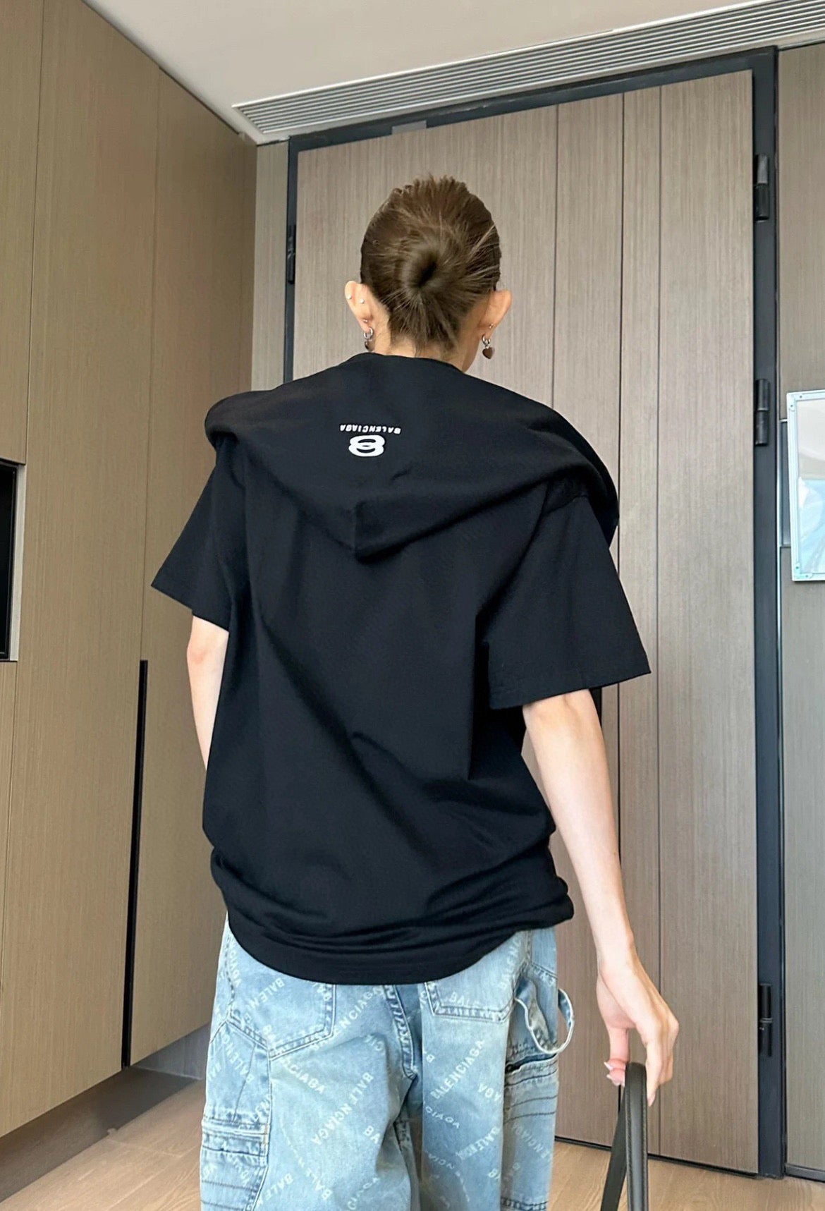발렌시아가 / 더블 소매 후드 레이어드 오버 티셔츠