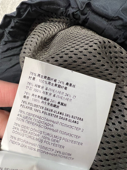 미우미우 / 레터링 패치 하이넥 배색 쇼트 점퍼