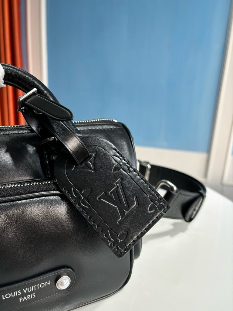 루이비통 / 키폴 카고 반둘리에 25