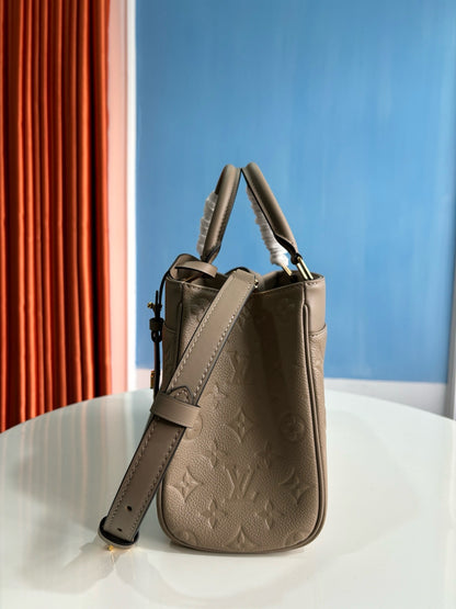 루이비통 / 애비뉴 PM