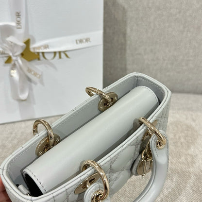 디올 / 레이디 디조이 마이크로 백