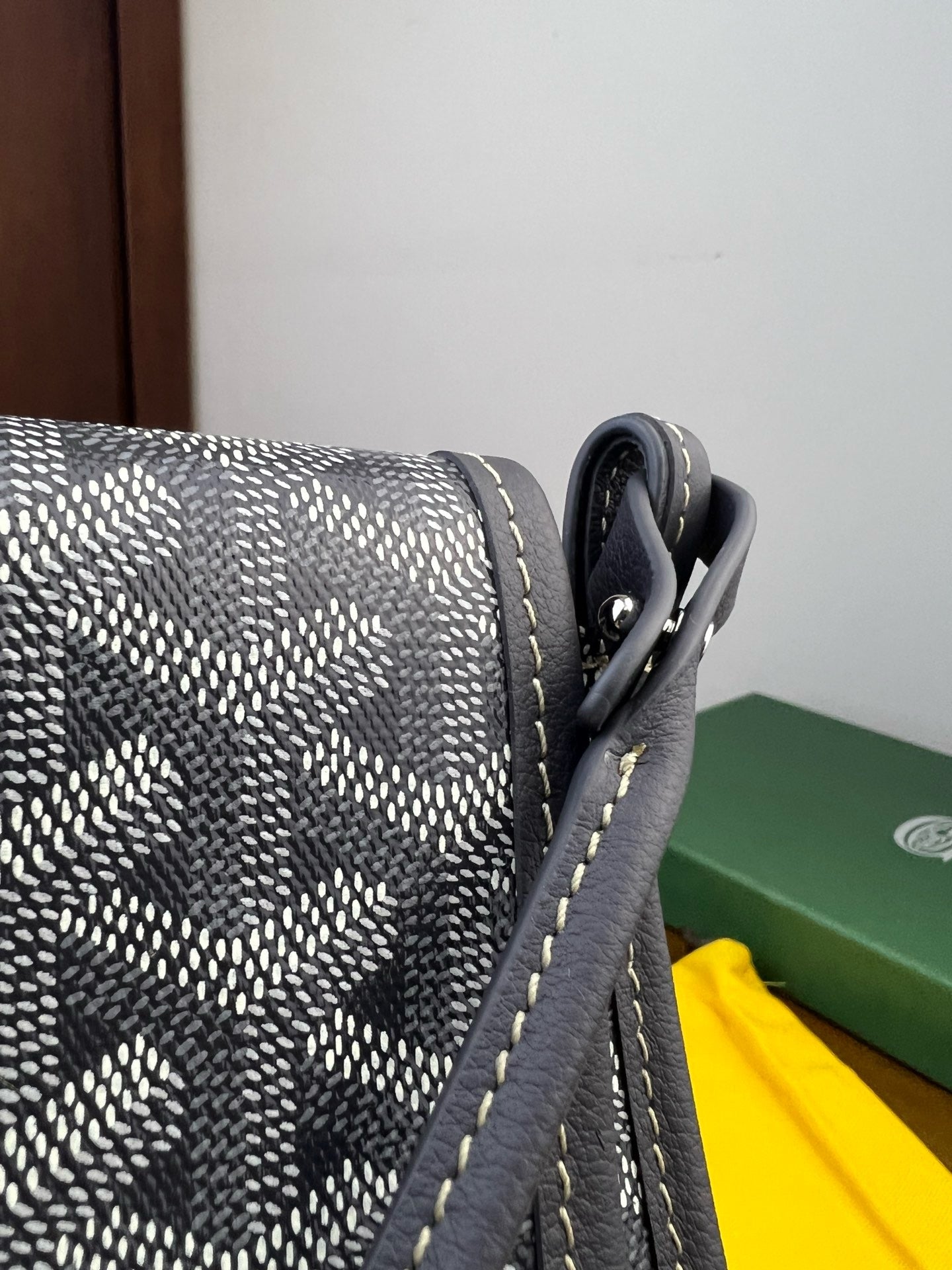 고야드 / 플뤼메 클러치 지갑