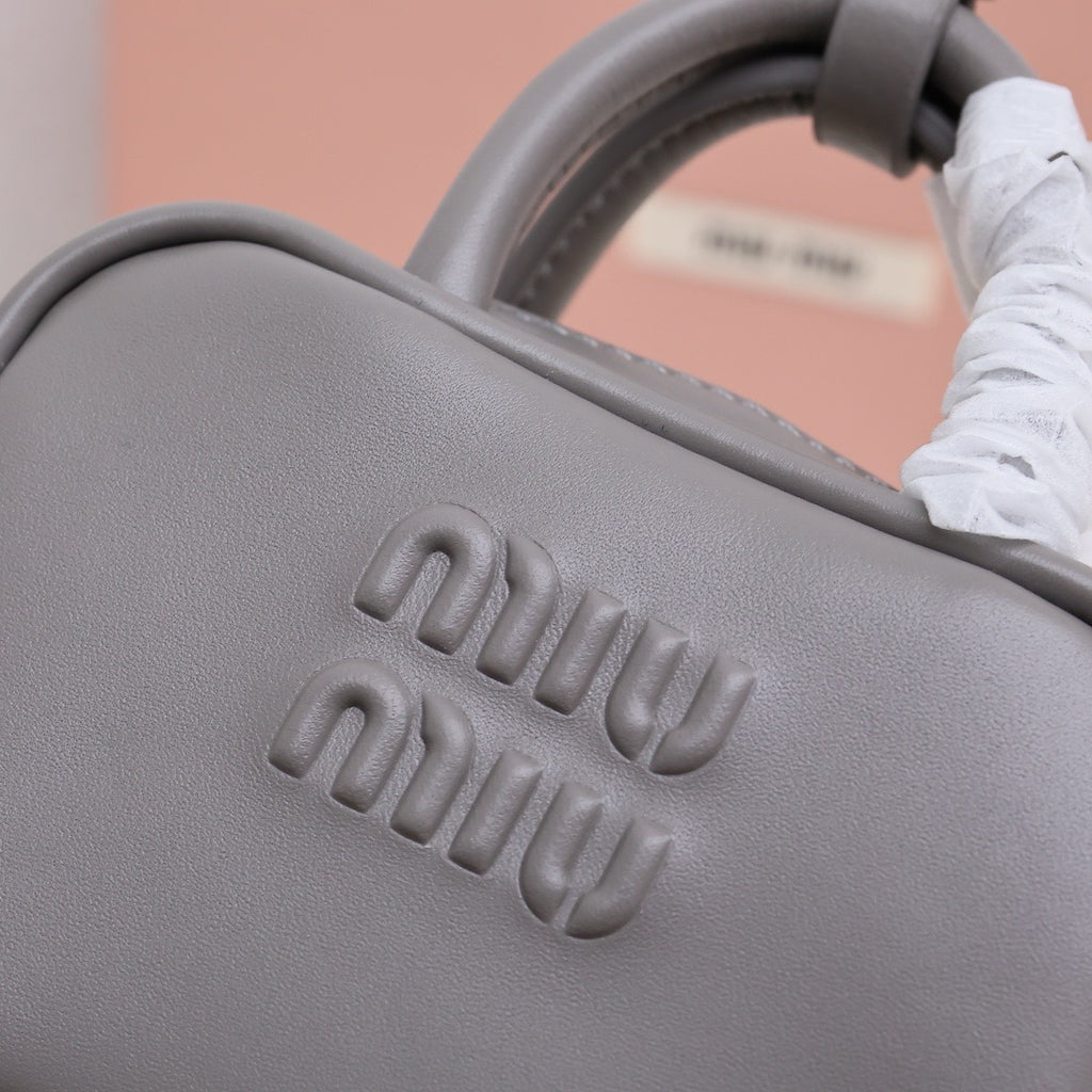 미우미우 / 미니 백