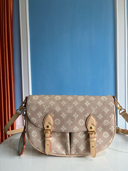 루이비통 / 이스케이프