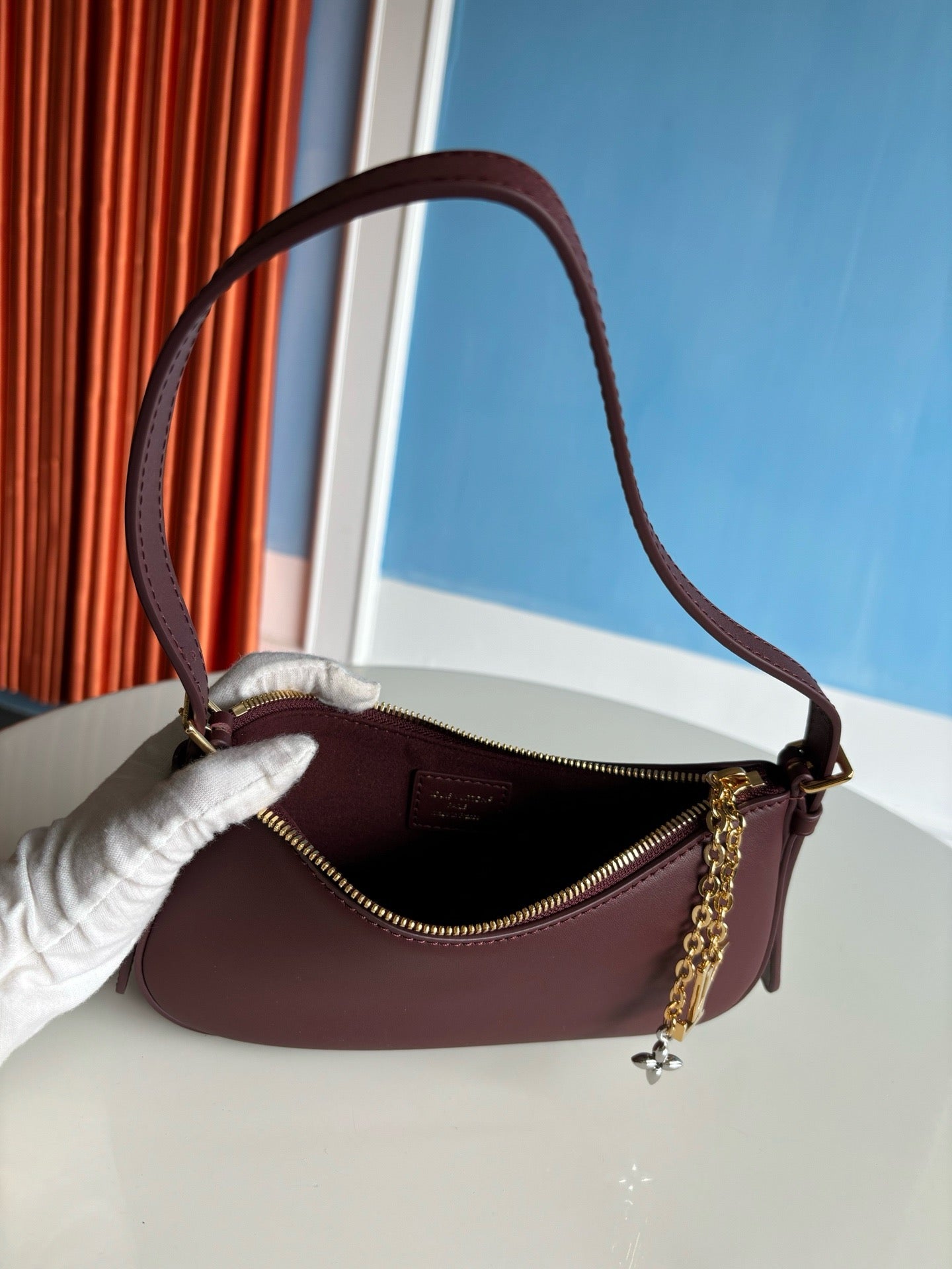 루이비통 / 포쉐트 LV 블룸