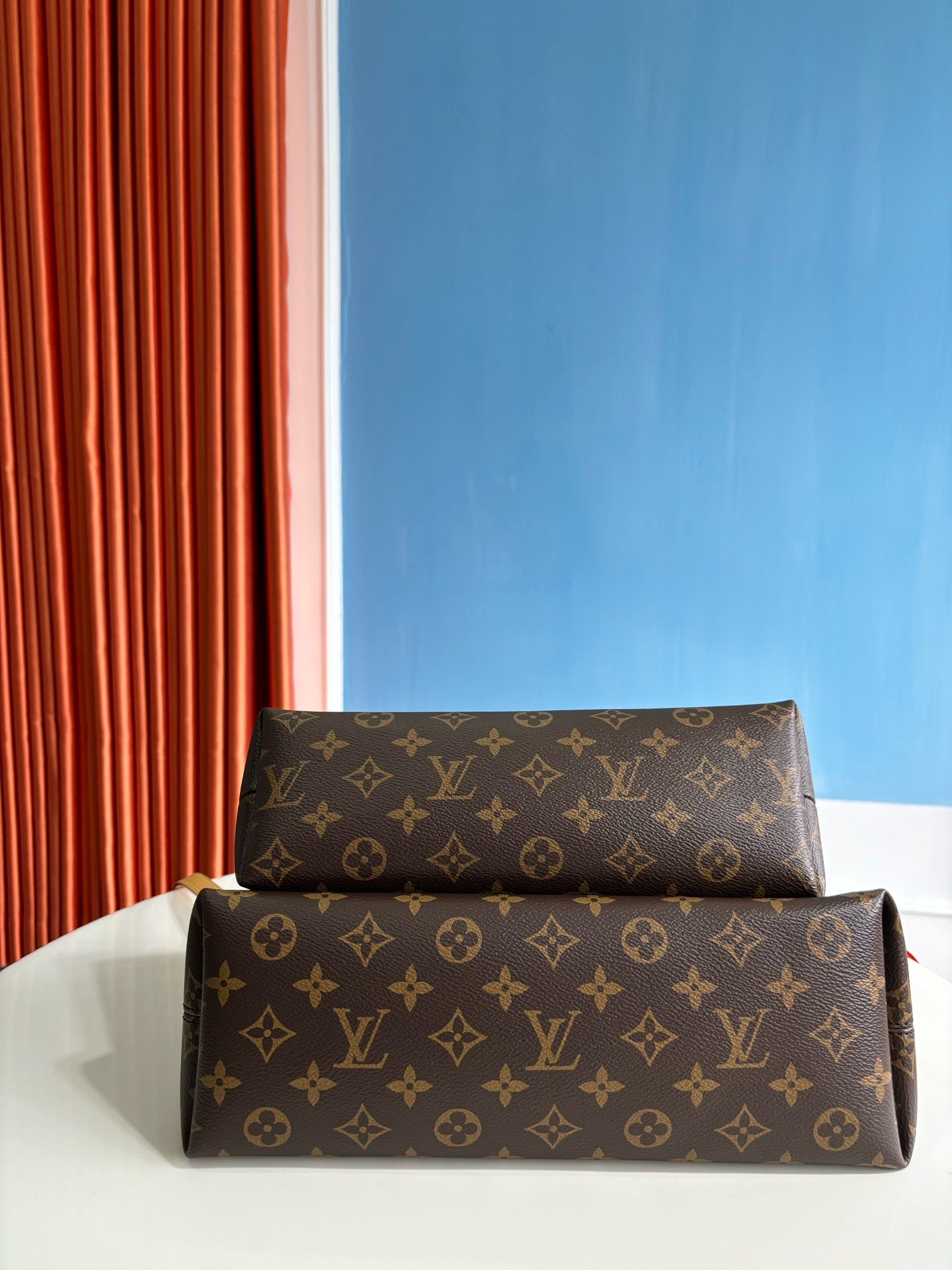 루이비통 / 에어 모어 PM